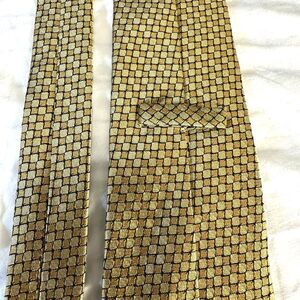 Faconnable Silk Tie 58x3.75 Gold Navy Micro Geometric Pattern Classic
